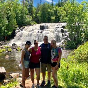 Meet your Posher, Natalie